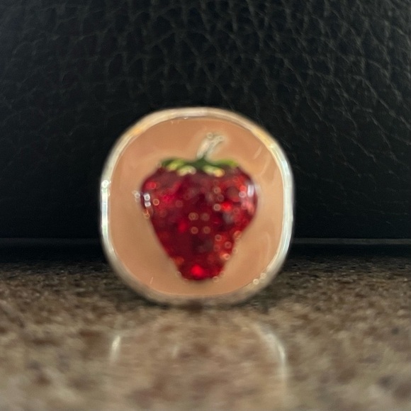 Strawberry Square Clip on Earrings Novelty Fashion 1”x1” Pink Red - Picture 3 of 8